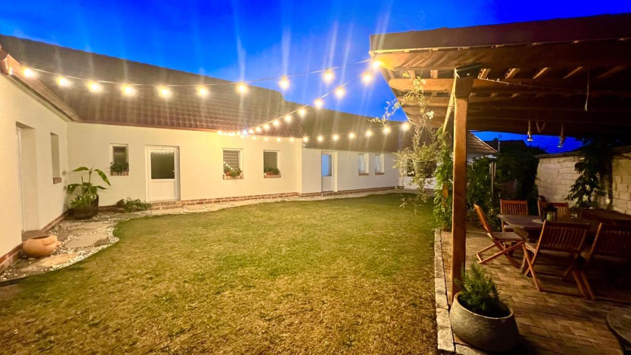 Apartmany Ellie Znojmo Exterior photo