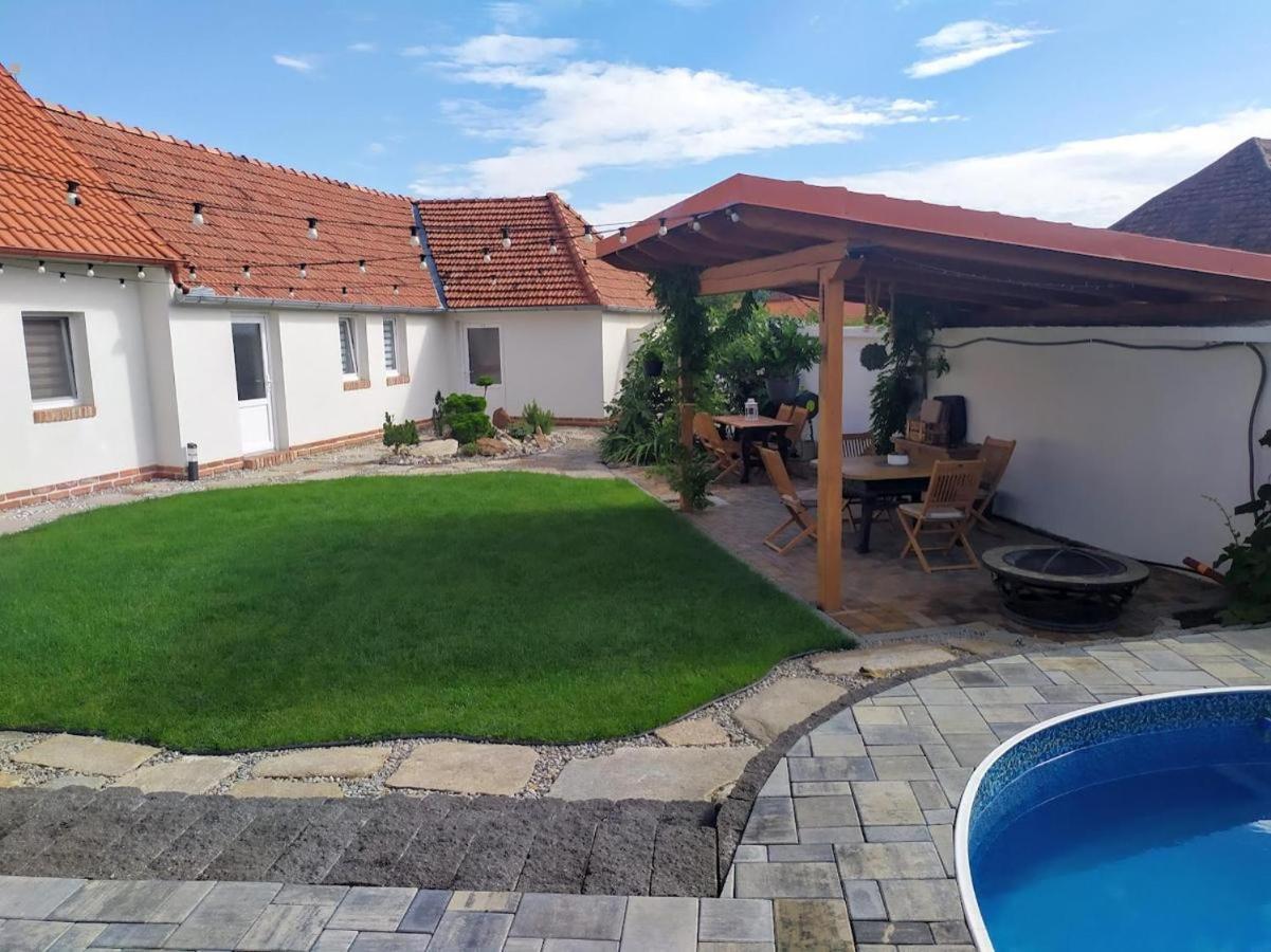 Apartmany Ellie Znojmo Exterior photo